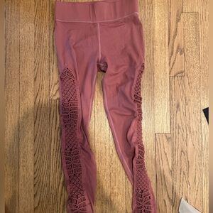 Crochet macrame Carbon 38 dusty rose yoga leggings